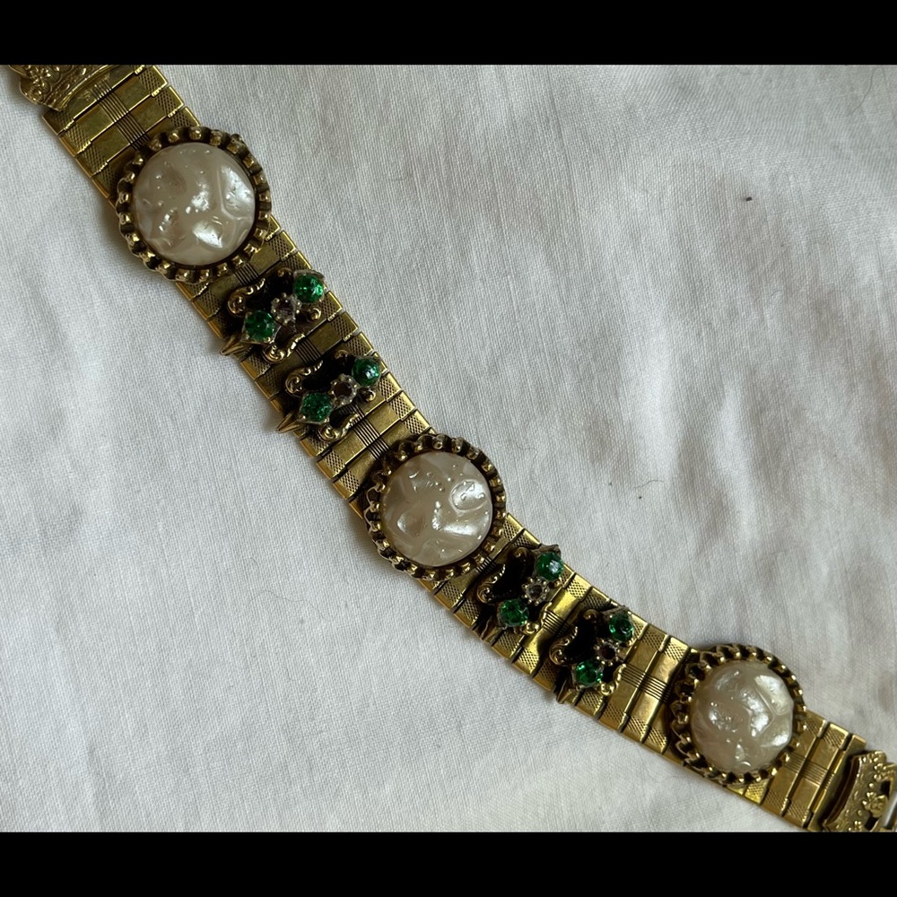 Vintage Costume Gold-tone Bracelet Green Rhinestones and Pearls